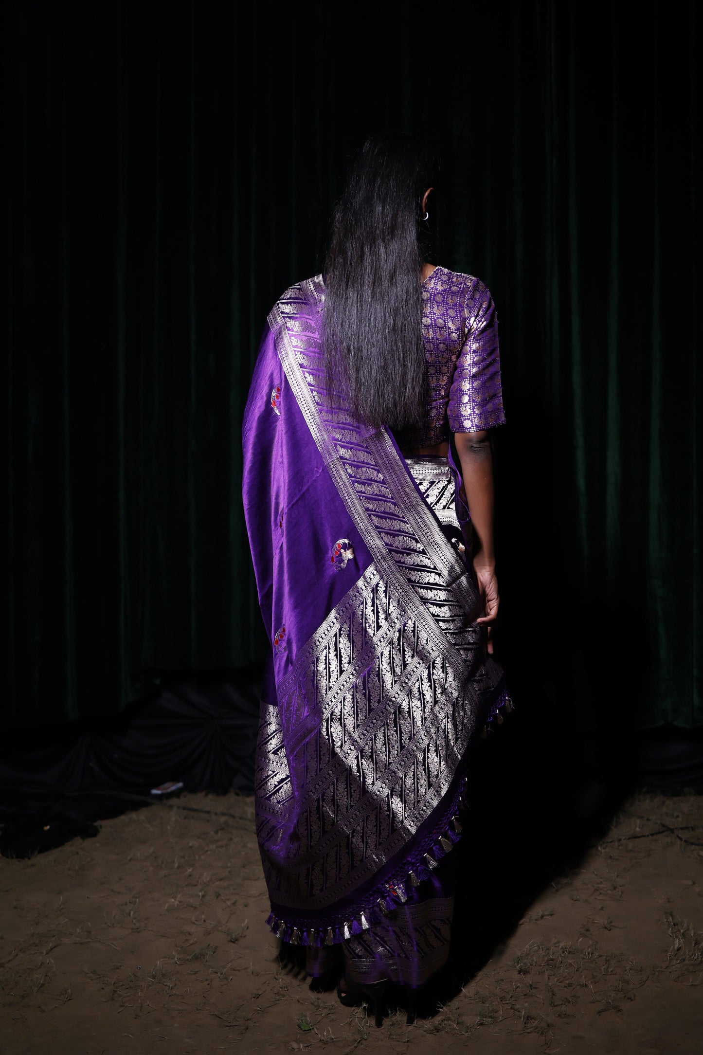 Zari Handwoven Meenakari Saree